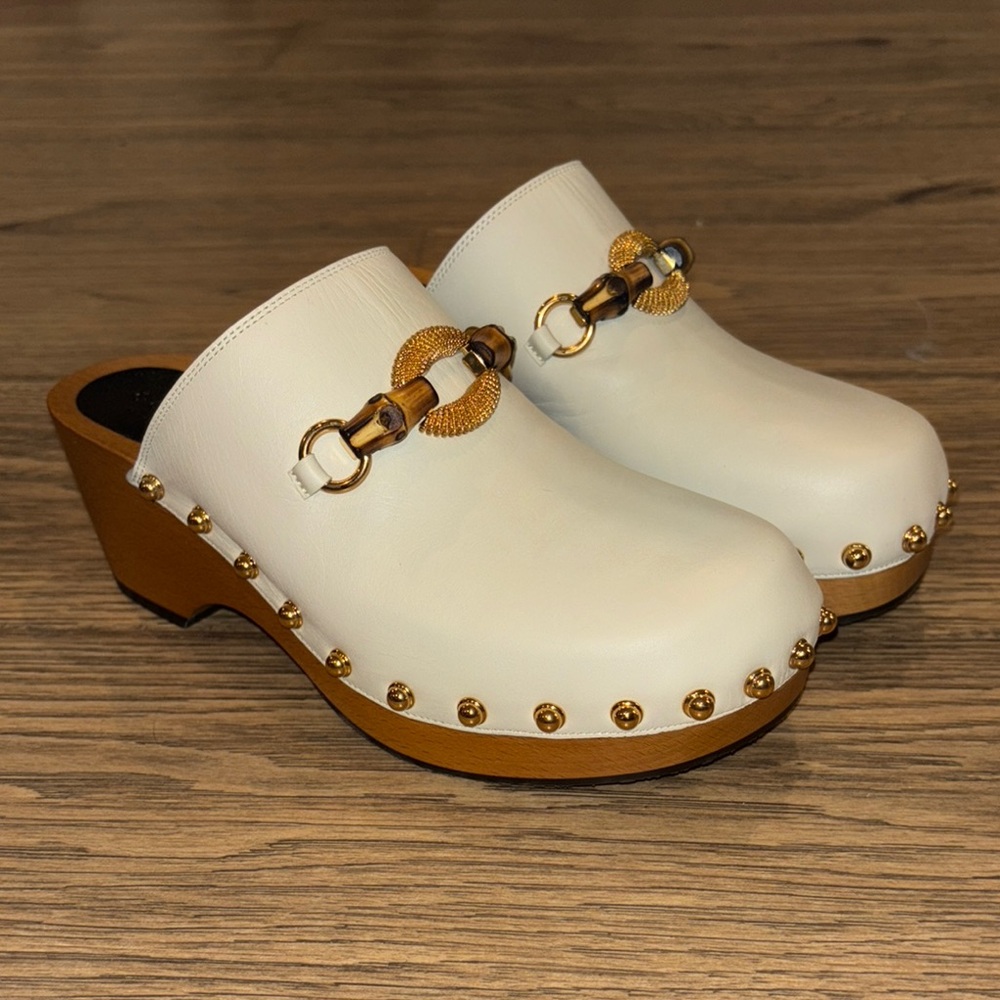 Gucci Horsebit Leather Studded Platform Clogs – Ivory